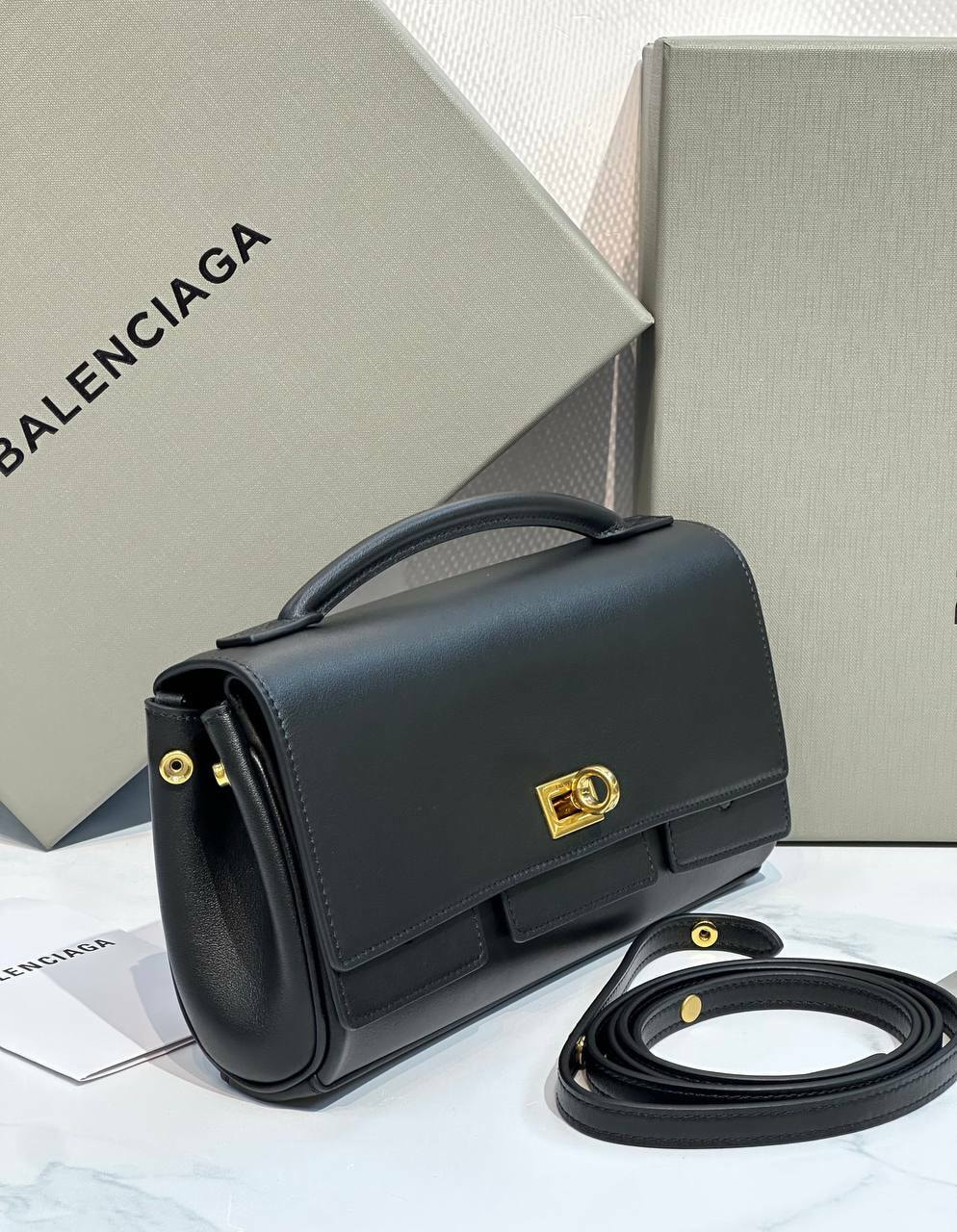 ������� ����� ��L�N�I�G� BEL AIR clutch (����, ��� 8)