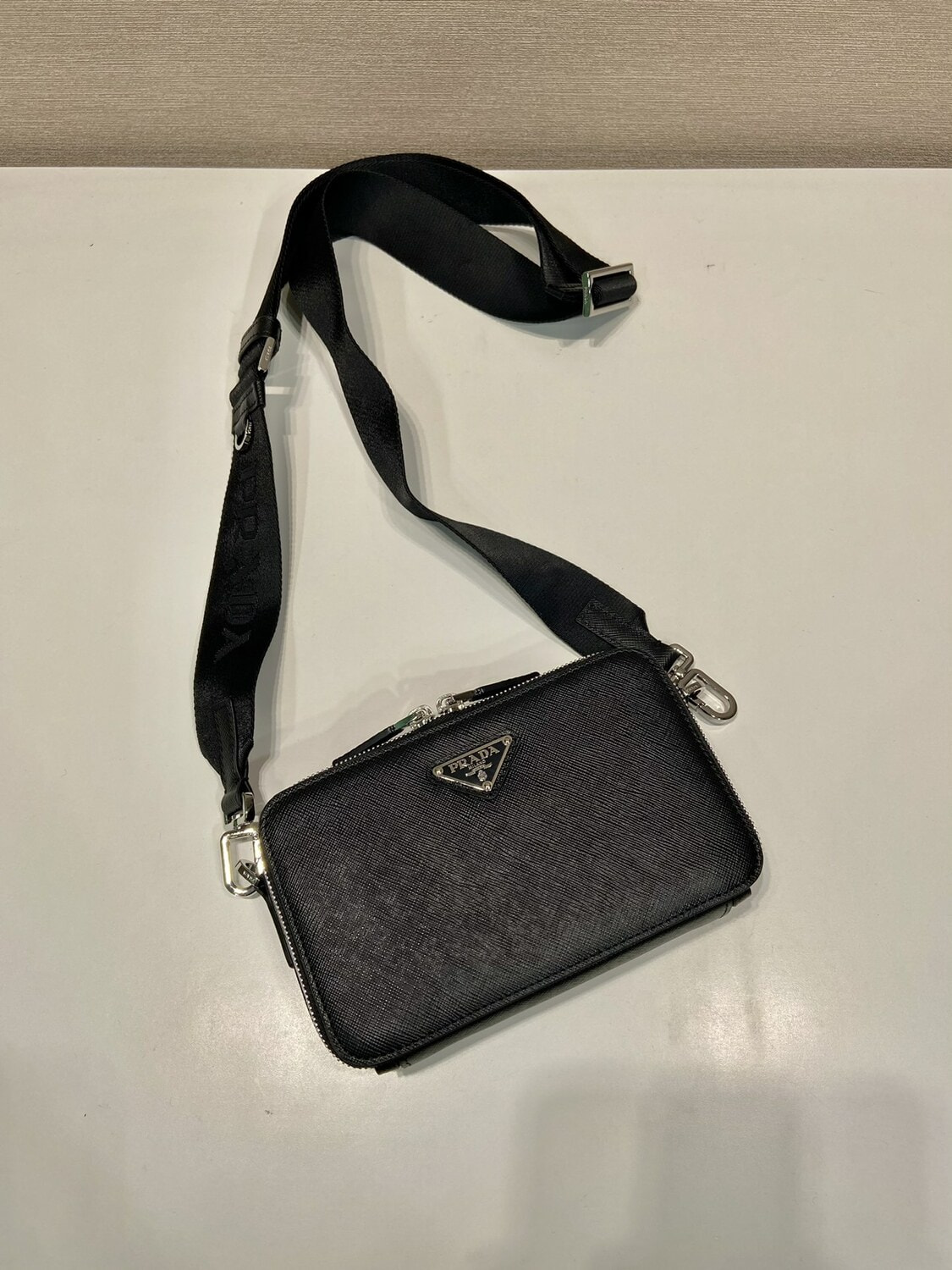 ����� ������ �R�D� Saffiano leather bag (����, ��� 2)