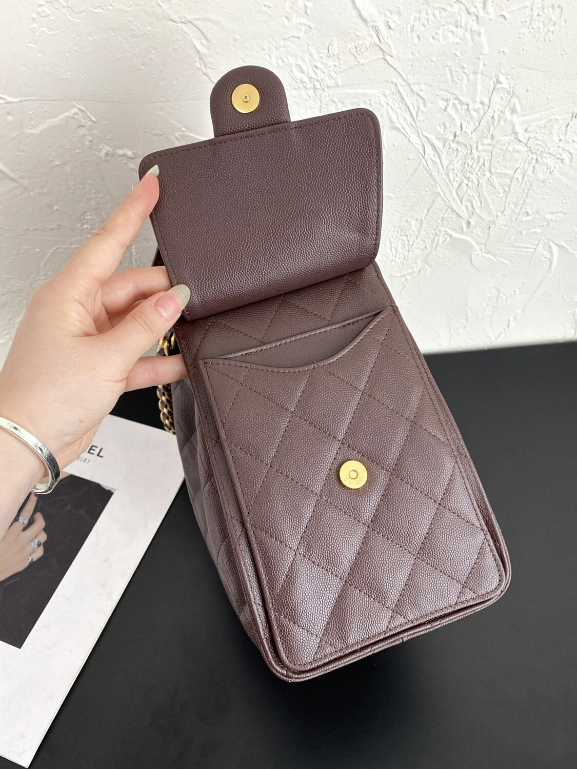 ����� ������� �� ����������� ���� ���������� ���N�L 25 Hobo bag (����, ��� 8)