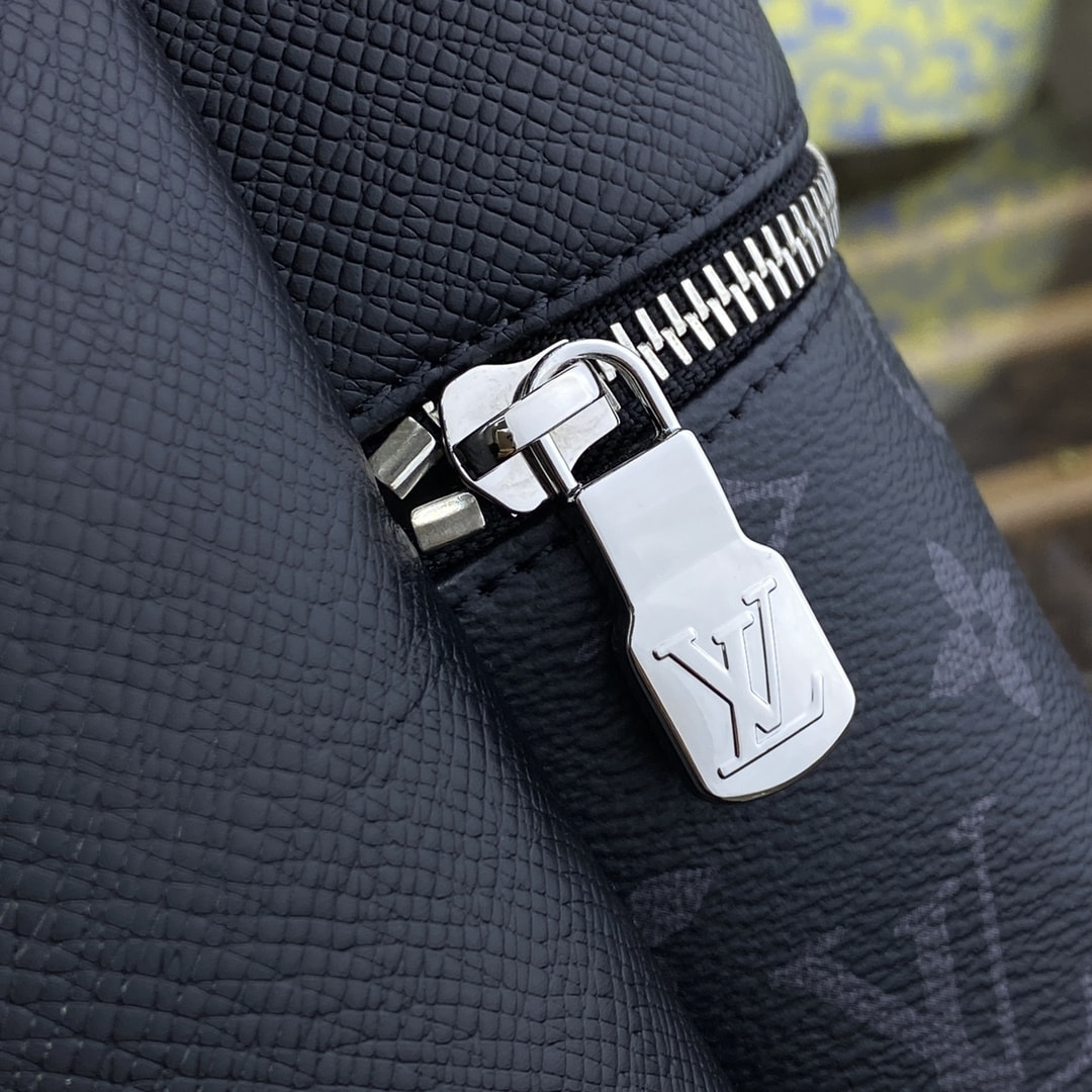 ������ L�UIS VUI���N DISC�V�RY (����, ��� 5)