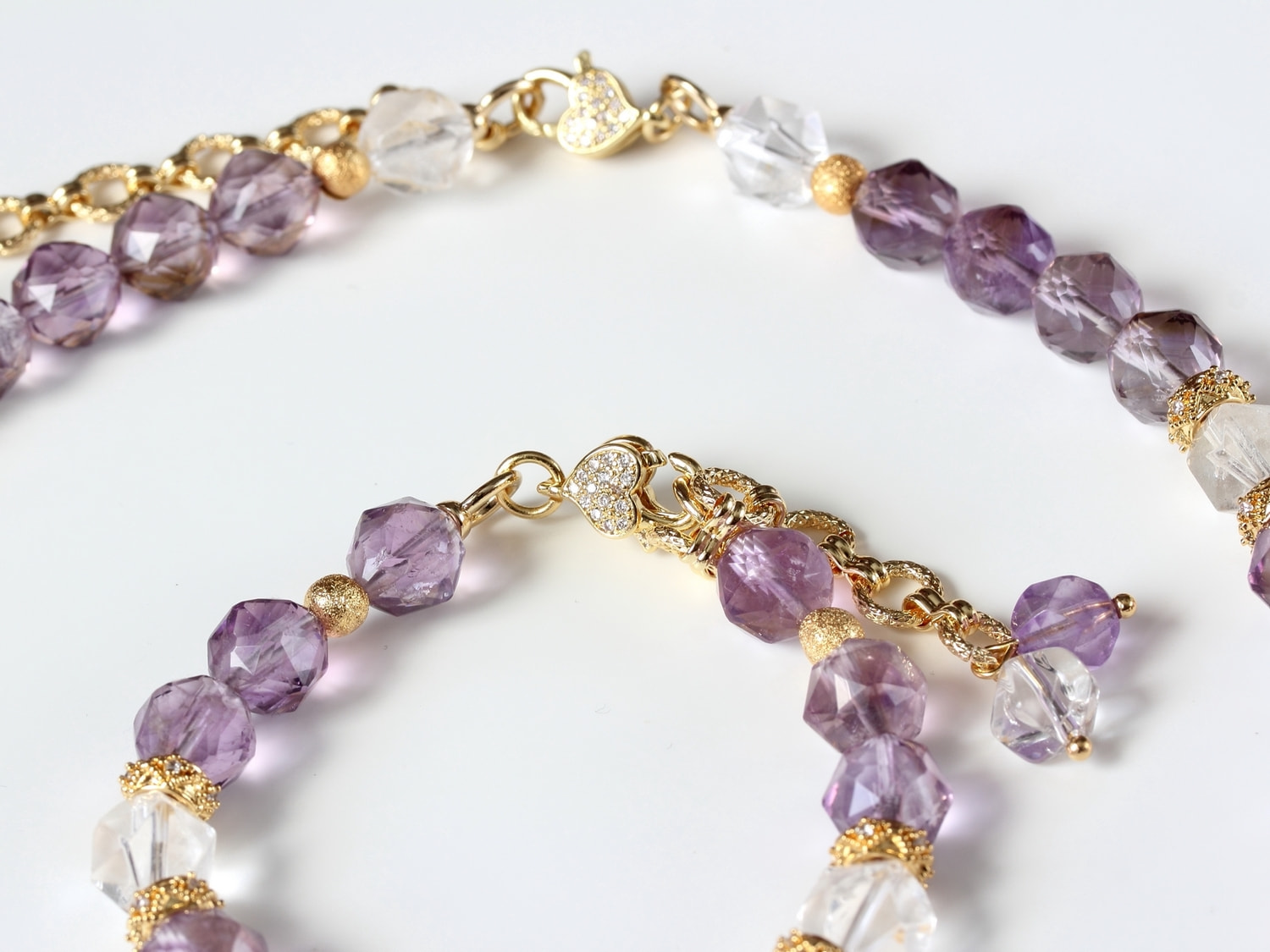 Комплект украшений из аметрина и горного хрусталя (вид 4) Комплект украшений из аметрина и горного хрусталя (фото, вид 4)