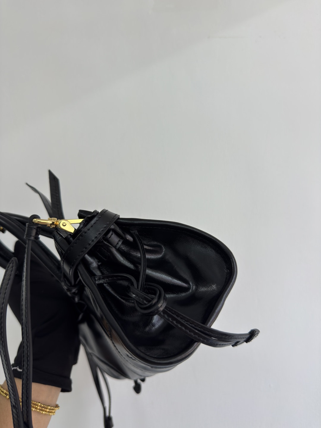 Сумка женская из натуральной кожи РRАDА Soft Lux bag (вид 3) Сумка женская из натуральной кожи РRАDА Soft Lux bag (фото, вид 3)