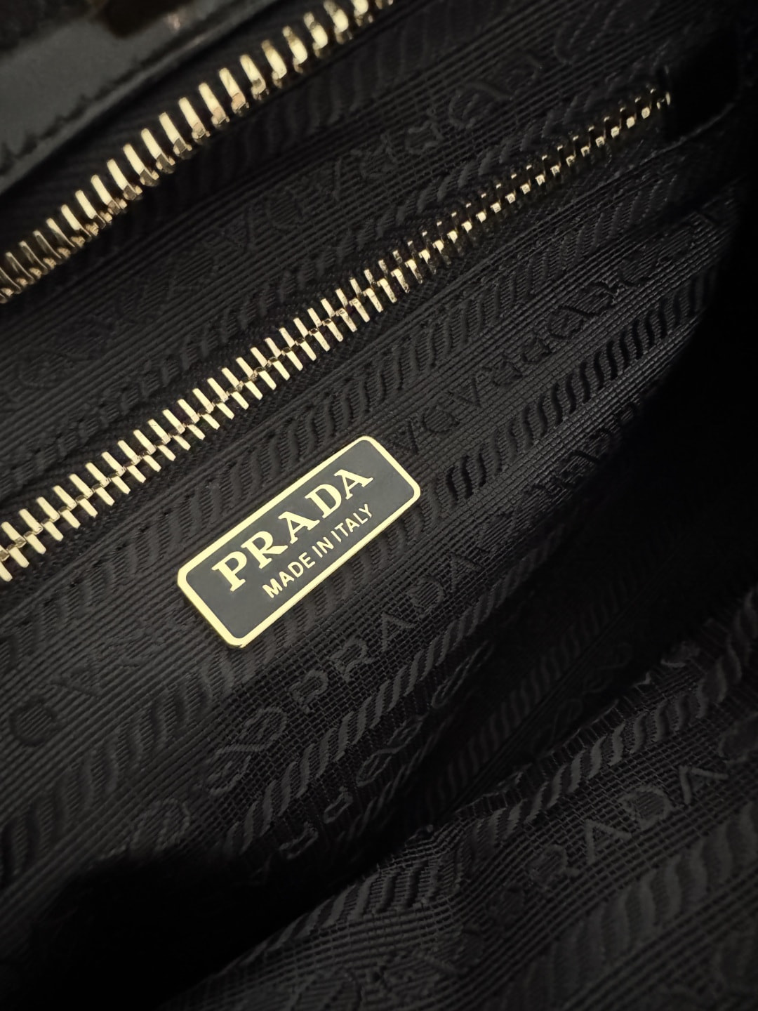 Сумка женская из натуральной кожи РRАDА Soft Lux bag (вид 7) Сумка женская из натуральной кожи РRАDА Soft Lux bag (фото, вид 7)