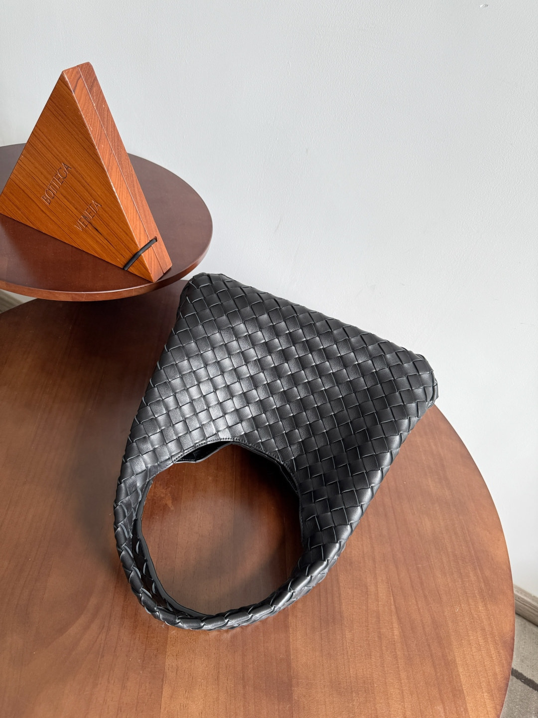 ����� ������� �����G� V�N��� Campana (����, ��� 14)