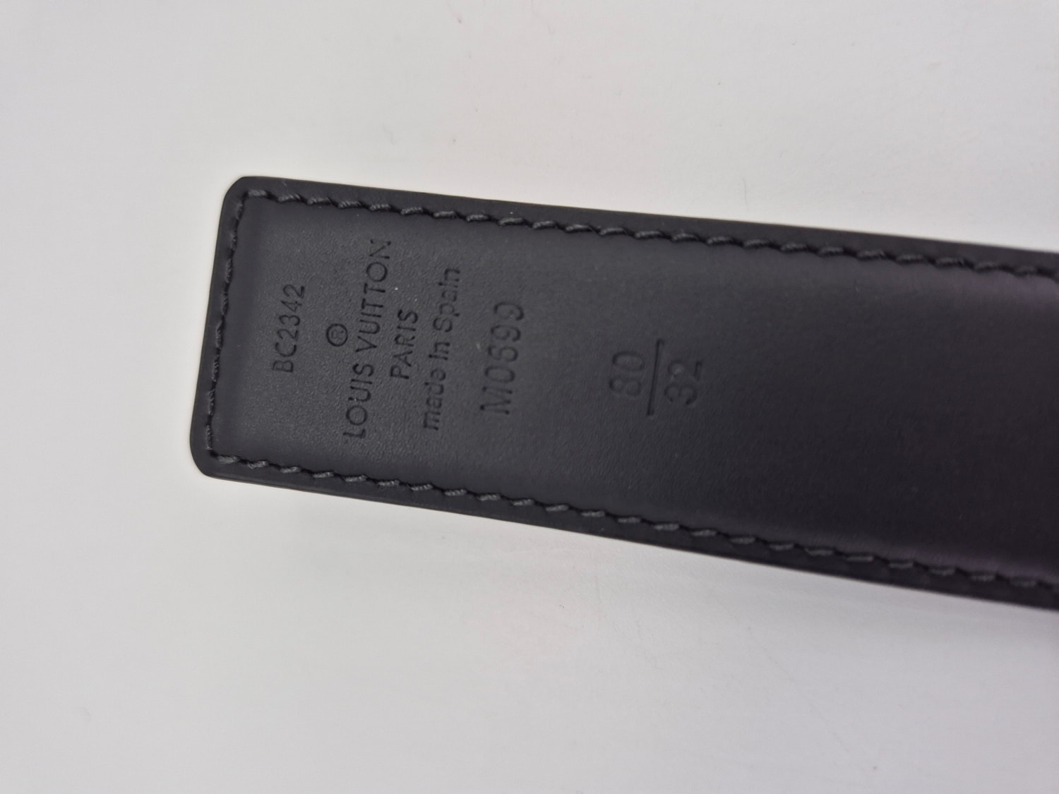 ������ �� ����������� ���� ������������� L�UIS VUI���N Pretty (����, ��� 4)