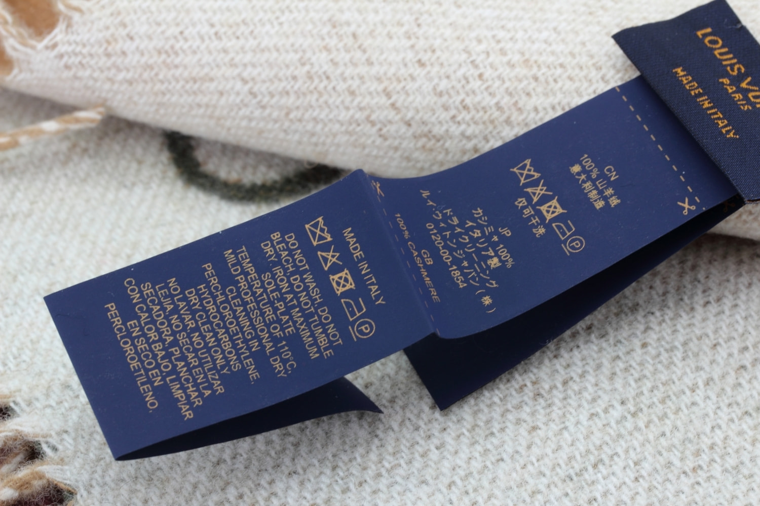 �������� -���� L�UIS VUI���N Reykjavik Gradient (����, ��� 8)