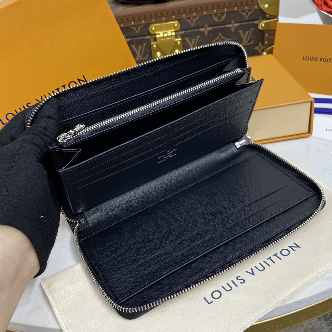 �������� ������ L�UIS VUI���N ���������� ZIPPY T�ig� (����, ��� 7)