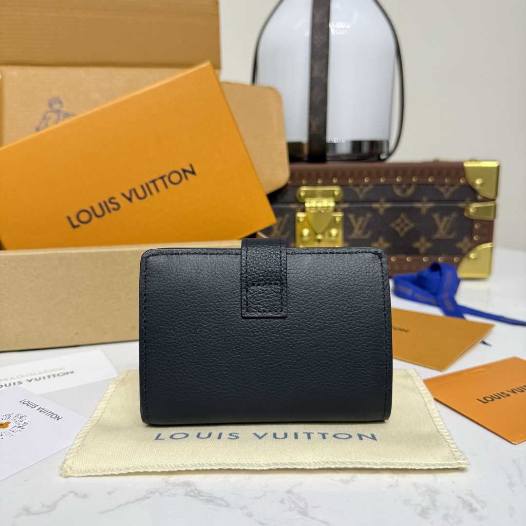 ������� �� ����������� ���� ������ L�UIS VUI���N Portfoille Locky (����, ��� 1)