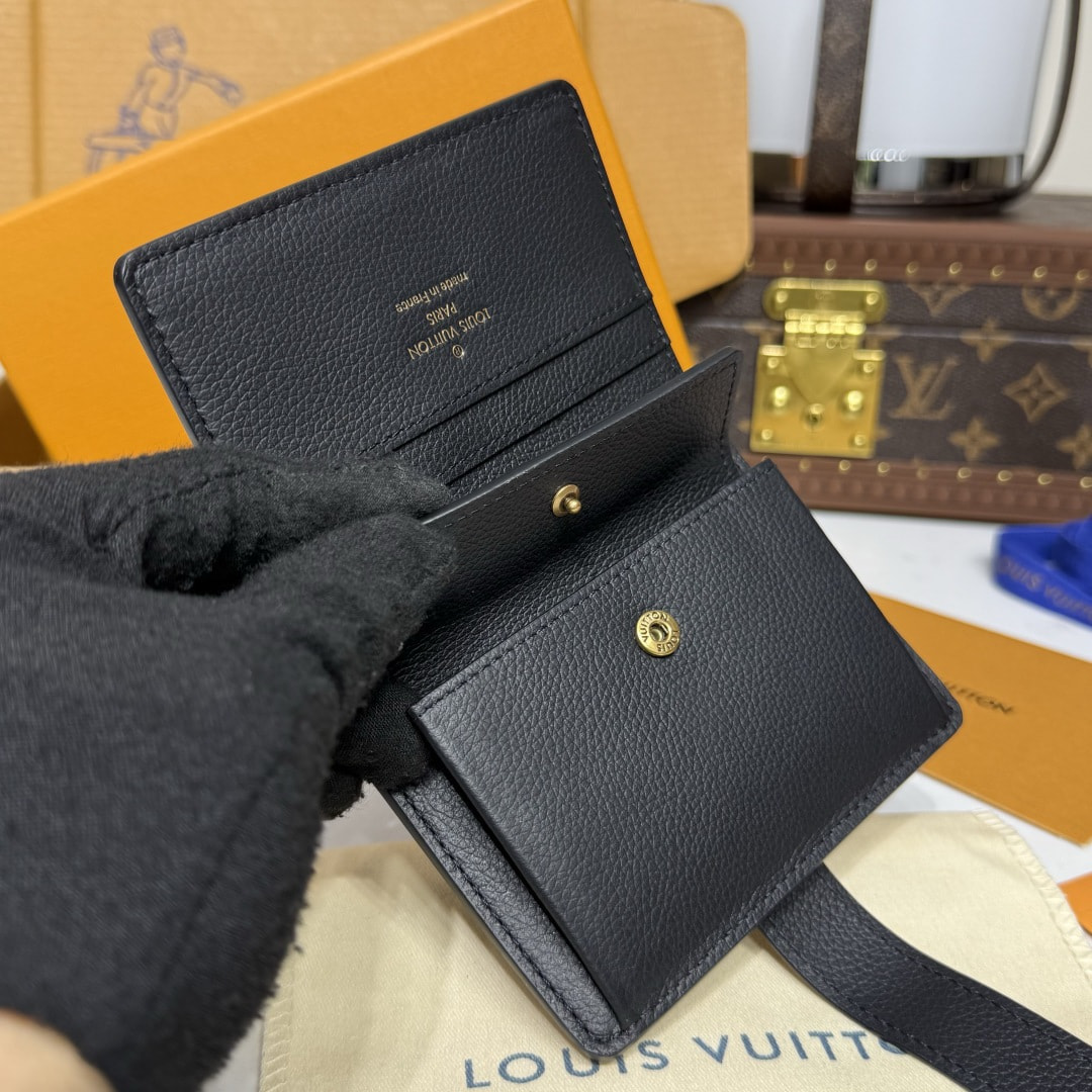 ������� �� ����������� ���� ������ L�UIS VUI���N Portfoille Locky (����, ��� 7)