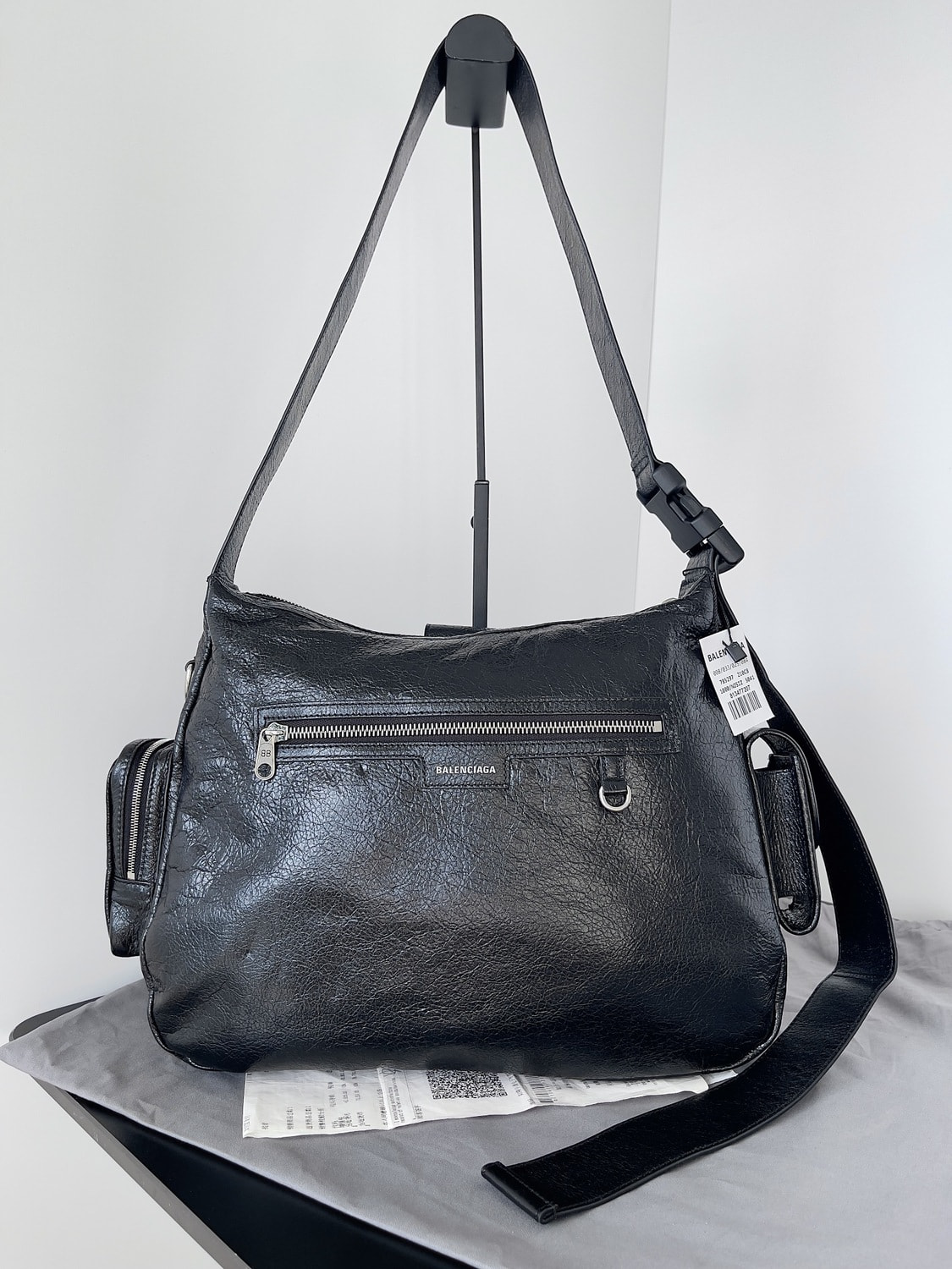 ������� ����� ������ ��L�N�I�G� SUPERBUSY (����, ��� 1)