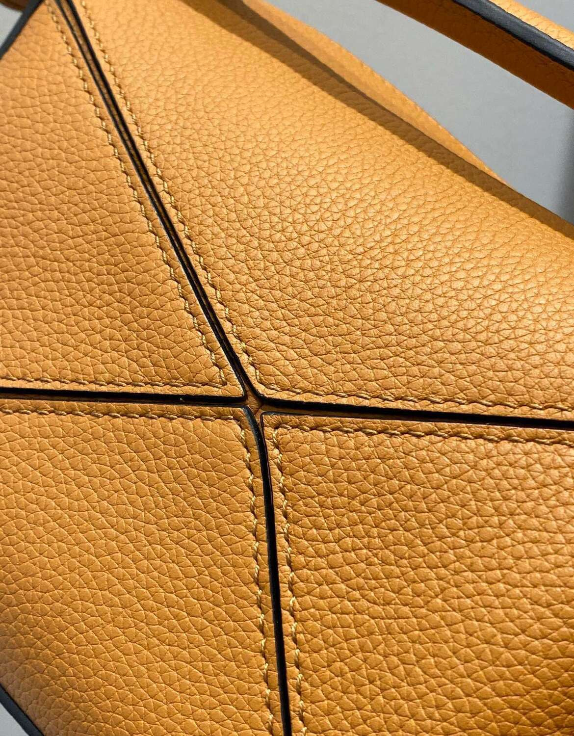 ����� ������� �� ����������� ���� Loewe Puzzle mini (����, ��� 7)