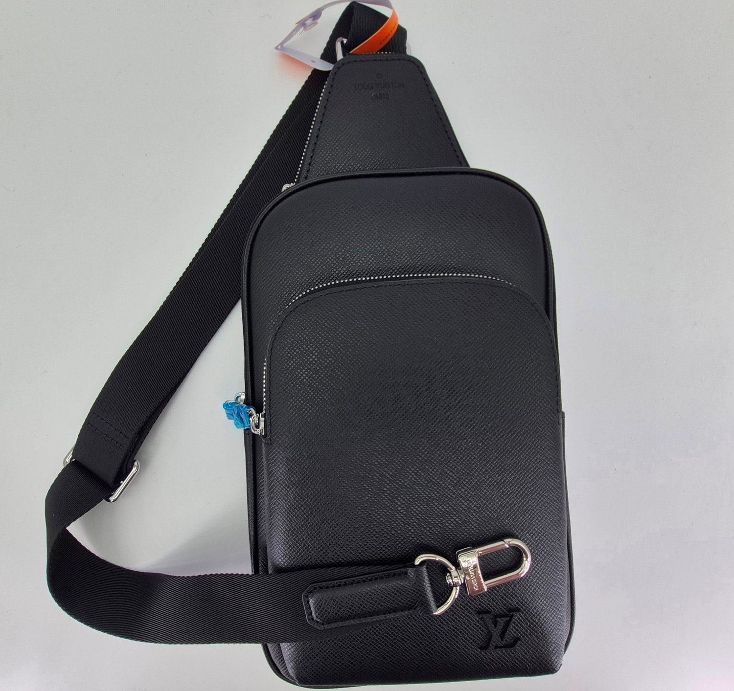 ����� ������� ����� ����� L�UIS VUI���N �v�nu� Sling T�ig� (����, ��� 11)