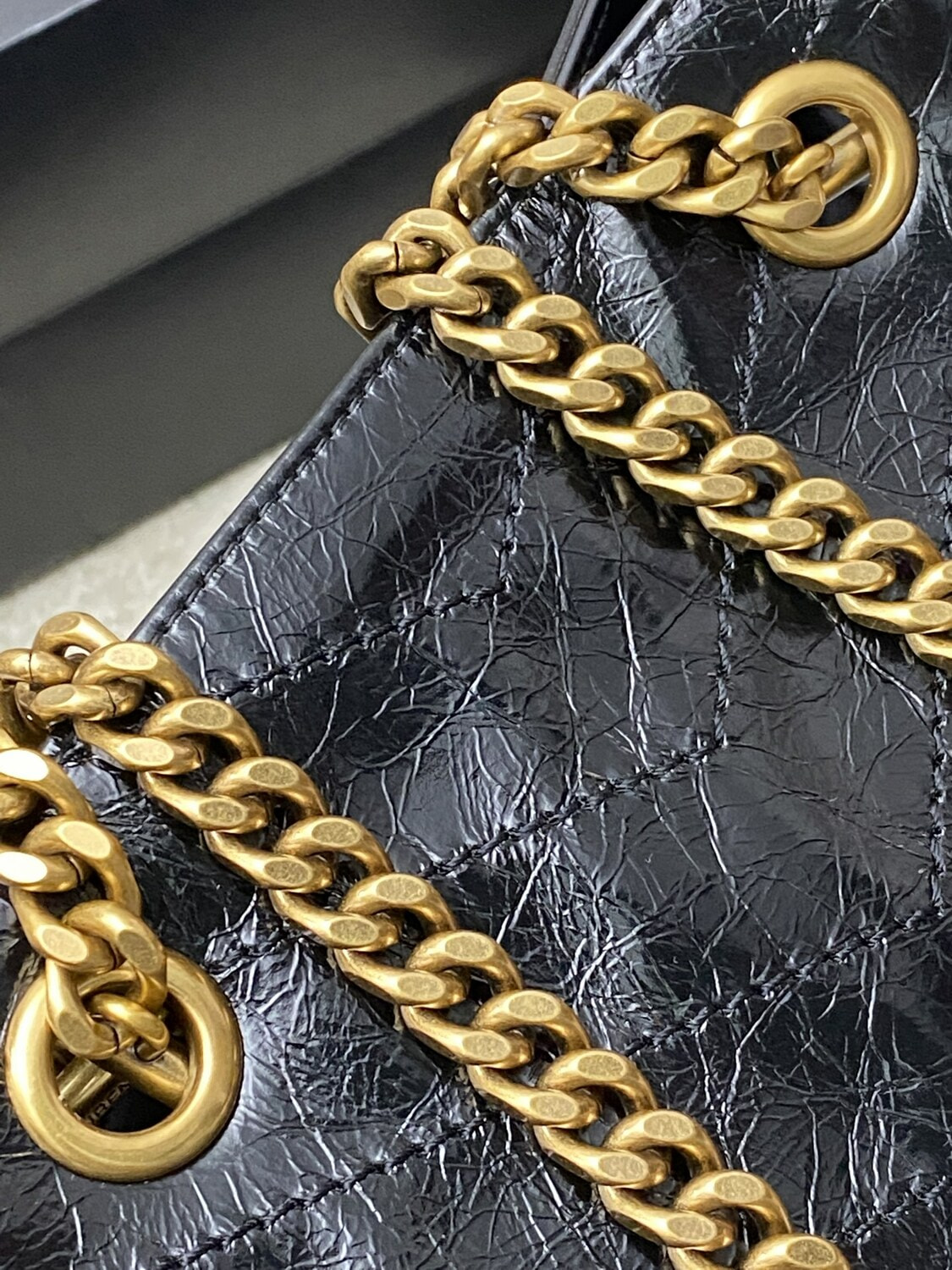 ����� ������� S�IN� L�UR�N� Niki (����, ��� 6)