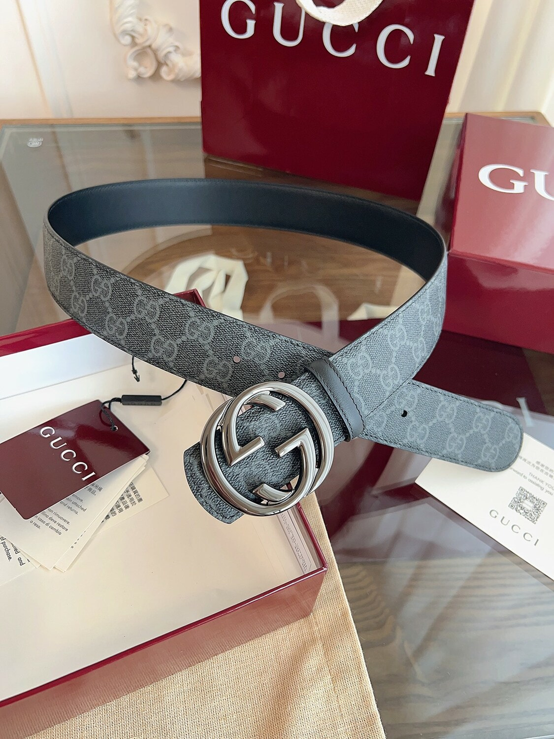 Ремень кожаный двусторонний GUССI (вид 4) Ремень кожаный двусторонний GUССI (фото, вид 4)