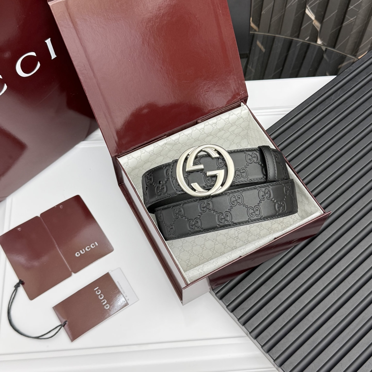 Ремень кожаный двусторонний GUССI (вид 4) Ремень кожаный двусторонний GUССI (фото, вид 4)