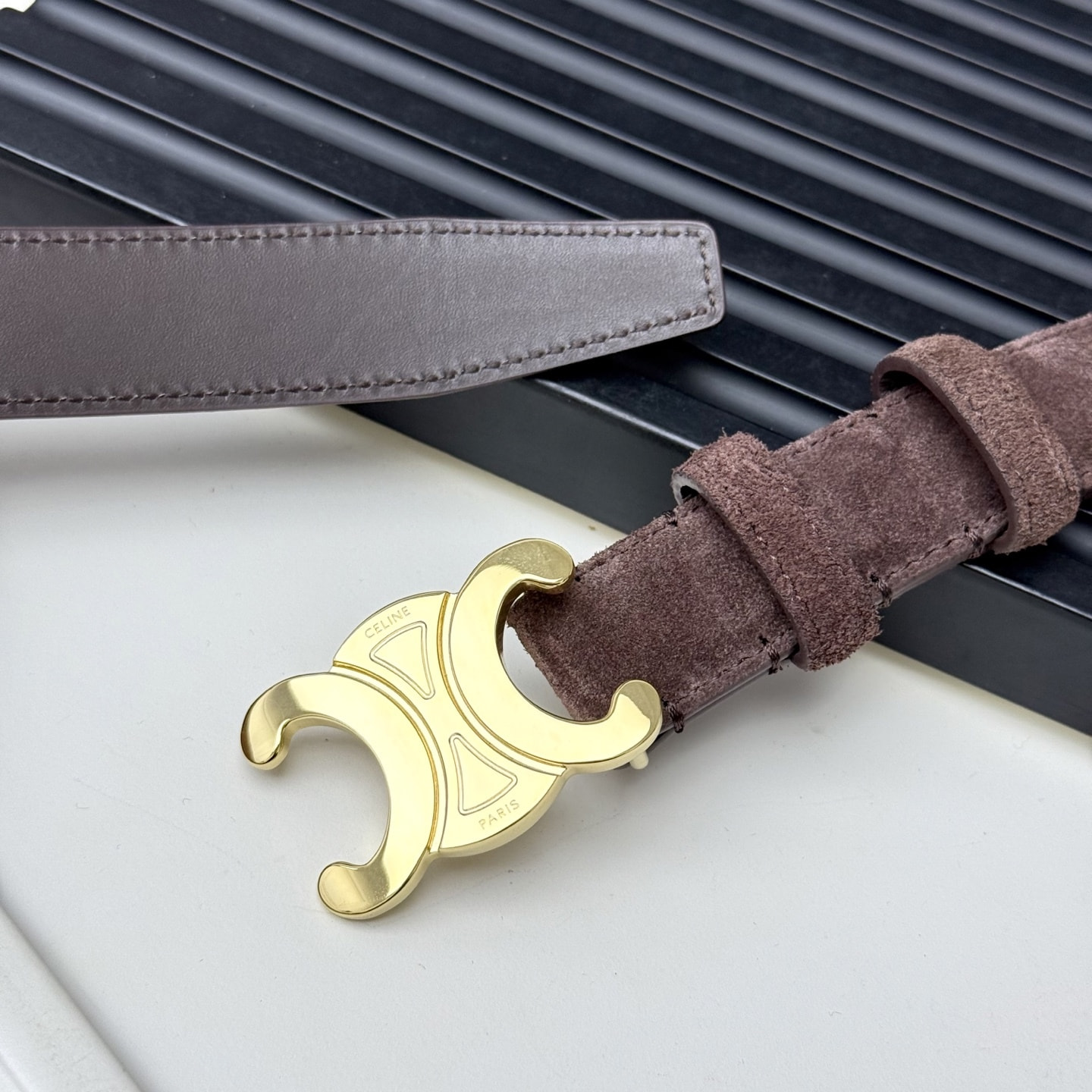 Ремень кожаный замшевый коричневый СЕLINЕ triomphe (вид 4) Ремень кожаный замшевый коричневый СЕLINЕ triomphe (фото, вид 4)