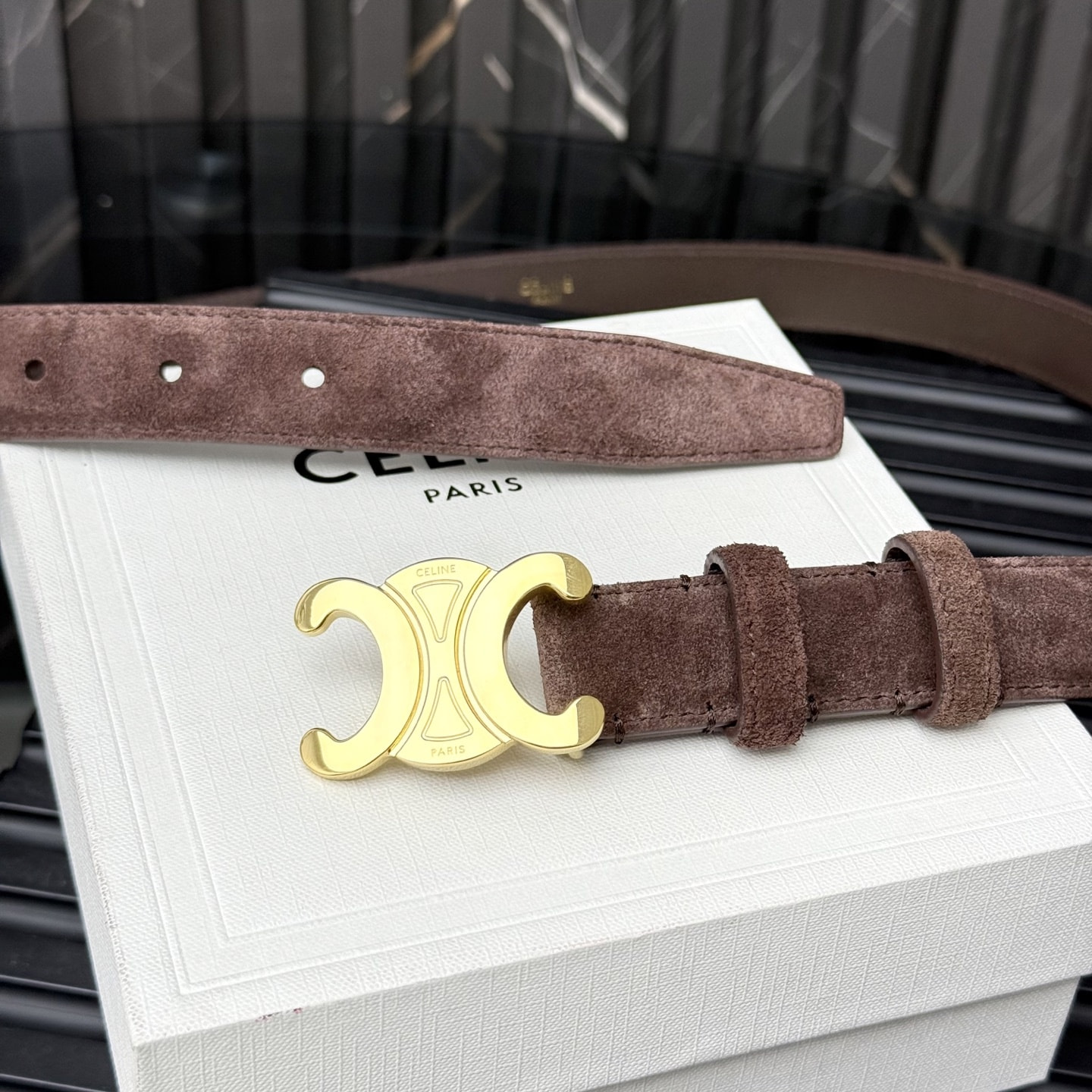 Ремень кожаный замшевый коричневый СЕLINЕ triomphe (вид 5) Ремень кожаный замшевый коричневый СЕLINЕ triomphe (фото, вид 5)