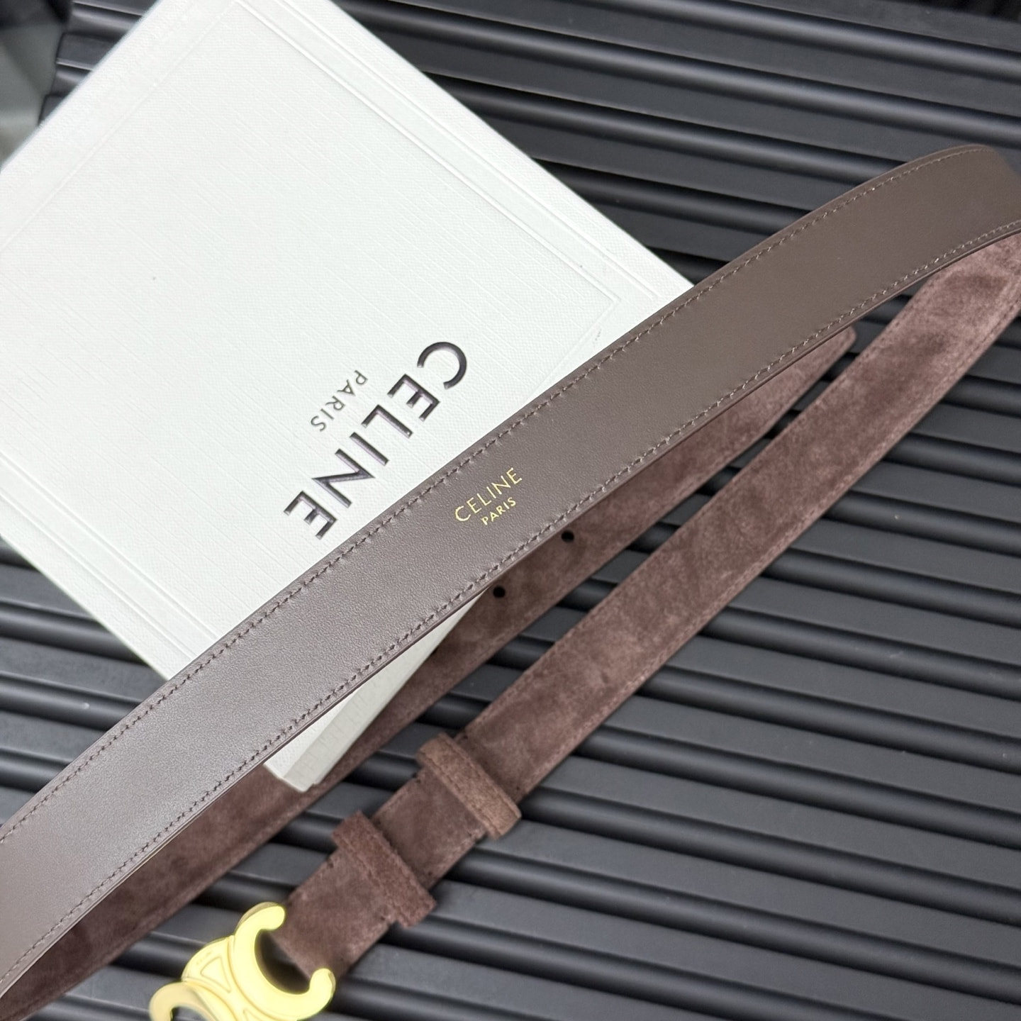 Ремень кожаный замшевый коричневый СЕLINЕ triomphe (вид 8) Ремень кожаный замшевый коричневый СЕLINЕ triomphe (фото, вид 8)