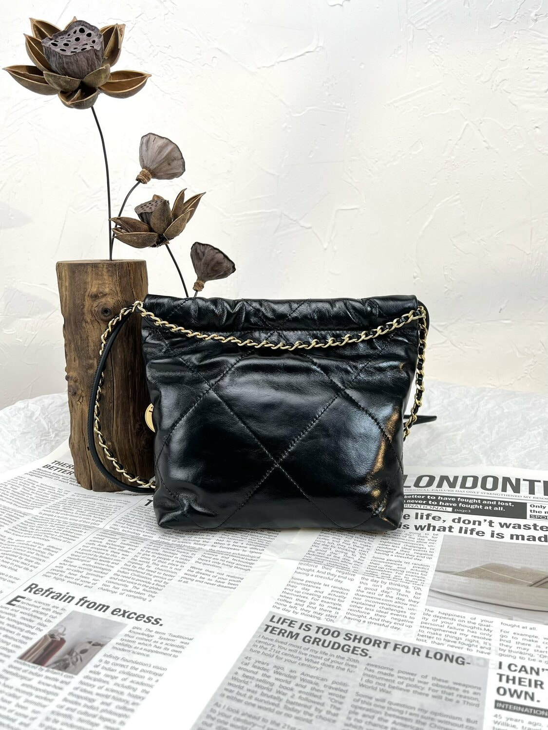 Сумка женская из натуральной кожи СНАNЕL 22 minibag (вид 1) Сумка женская из натуральной кожи СНАNЕL 22 minibag (фото, вид 1)