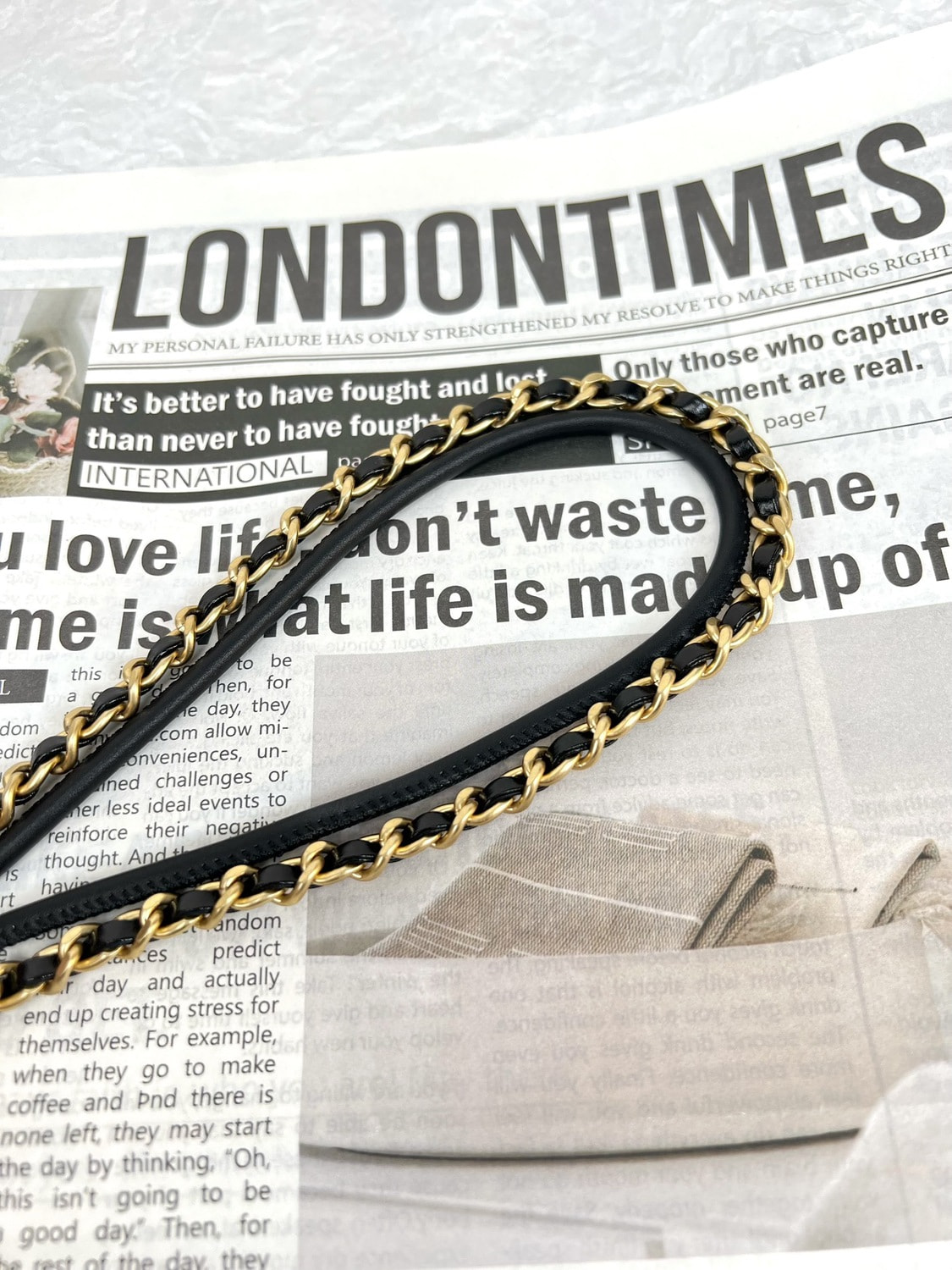 Сумка женская из натуральной кожи СНАNЕL 22 minibag (вид 6) Сумка женская из натуральной кожи СНАNЕL 22 minibag (фото, вид 6)