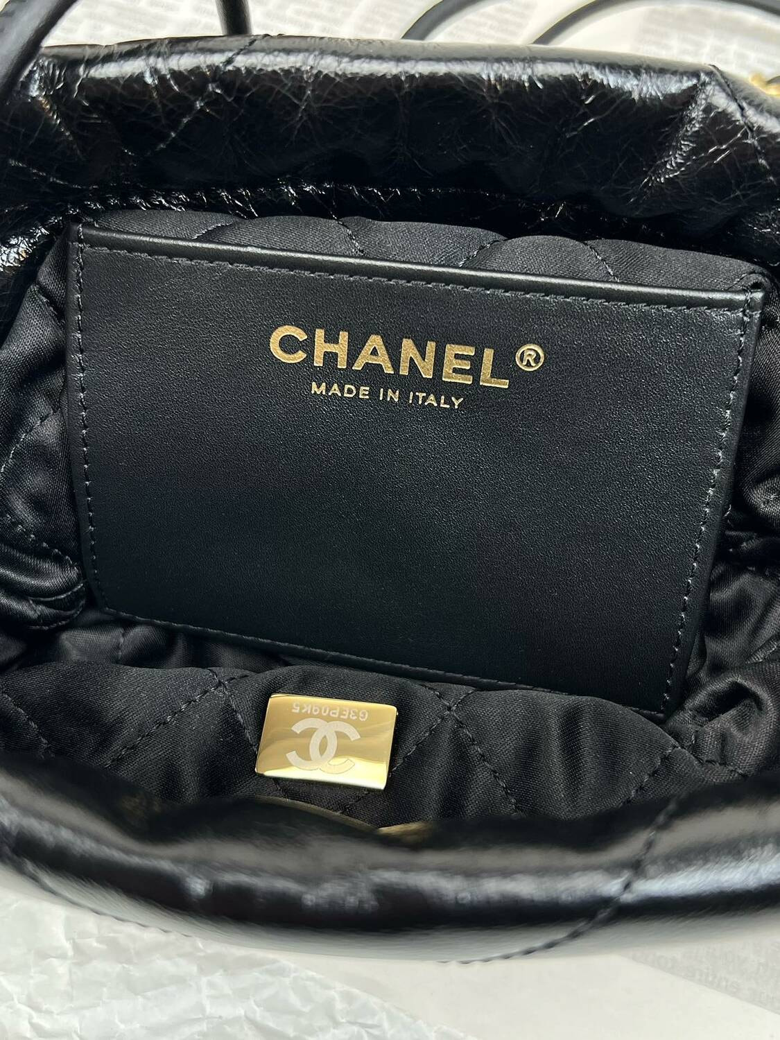 Сумка женская из натуральной кожи СНАNЕL 22 minibag (вид 7) Сумка женская из натуральной кожи СНАNЕL 22 minibag (фото, вид 7)