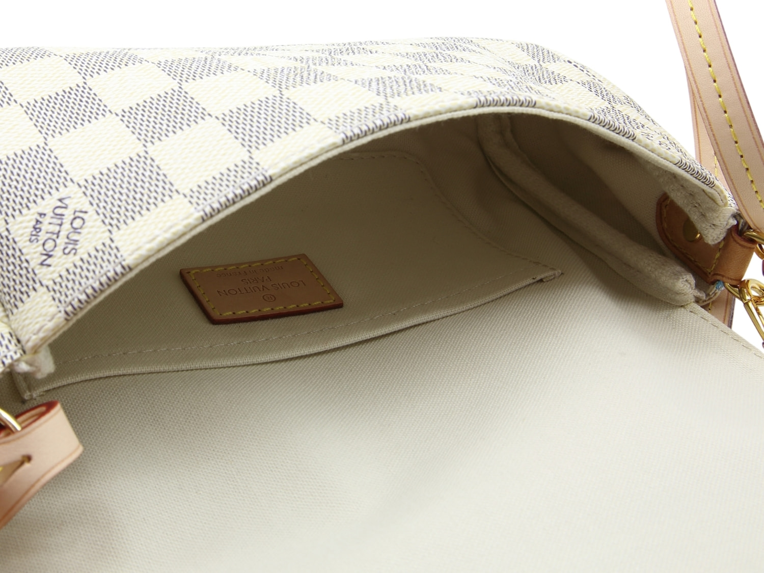 ����� L�UIS VUI���N F�v�rit� PM (����, ��� 6)