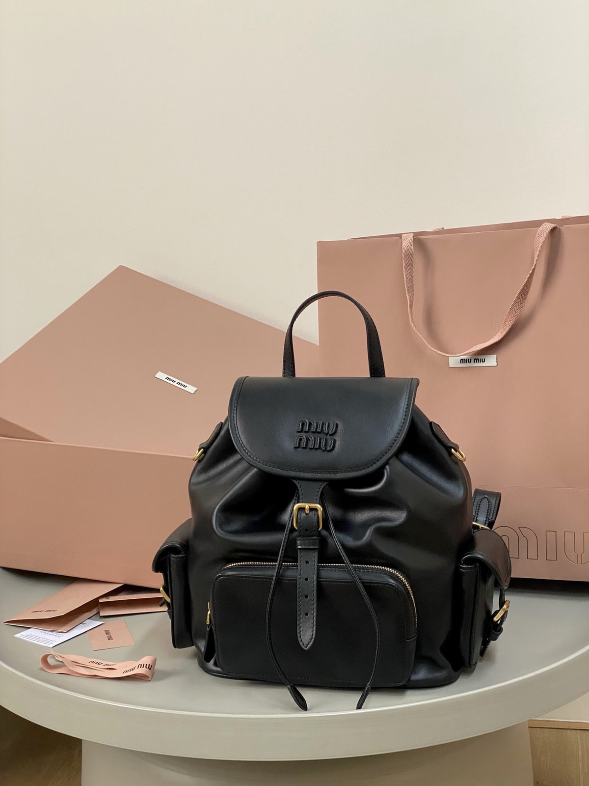 ������ MIU MIU (����, ��� 1)
