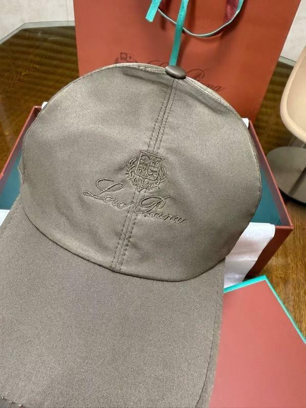 ����� Loro Piana (����, ��� 3)