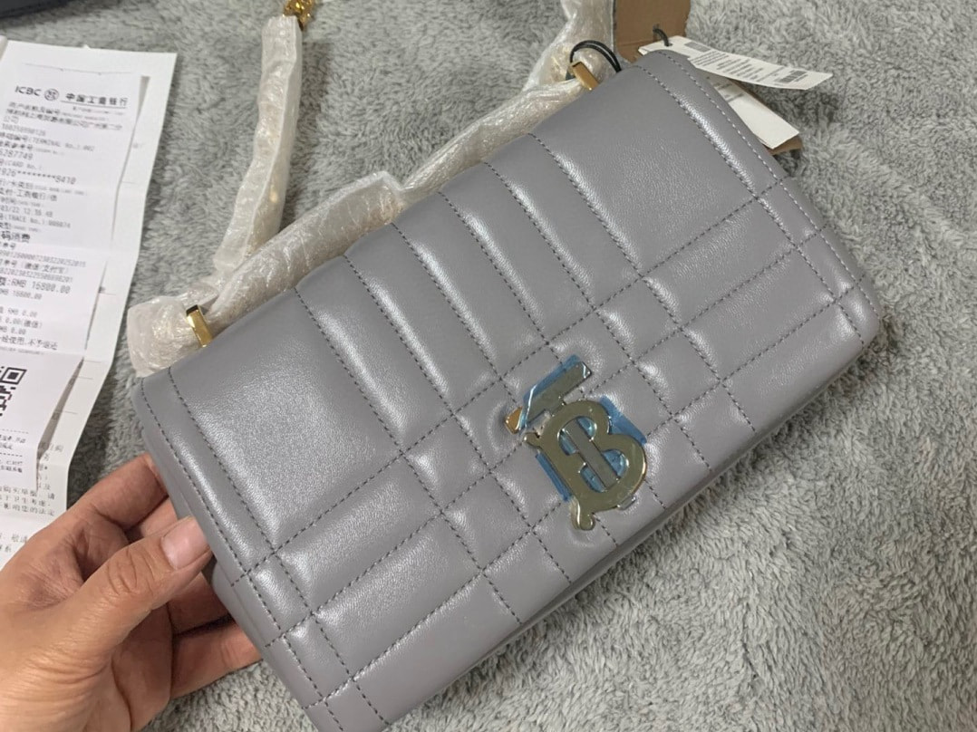 ����� ����� �UR��RRY Lola (����, ��� 1)