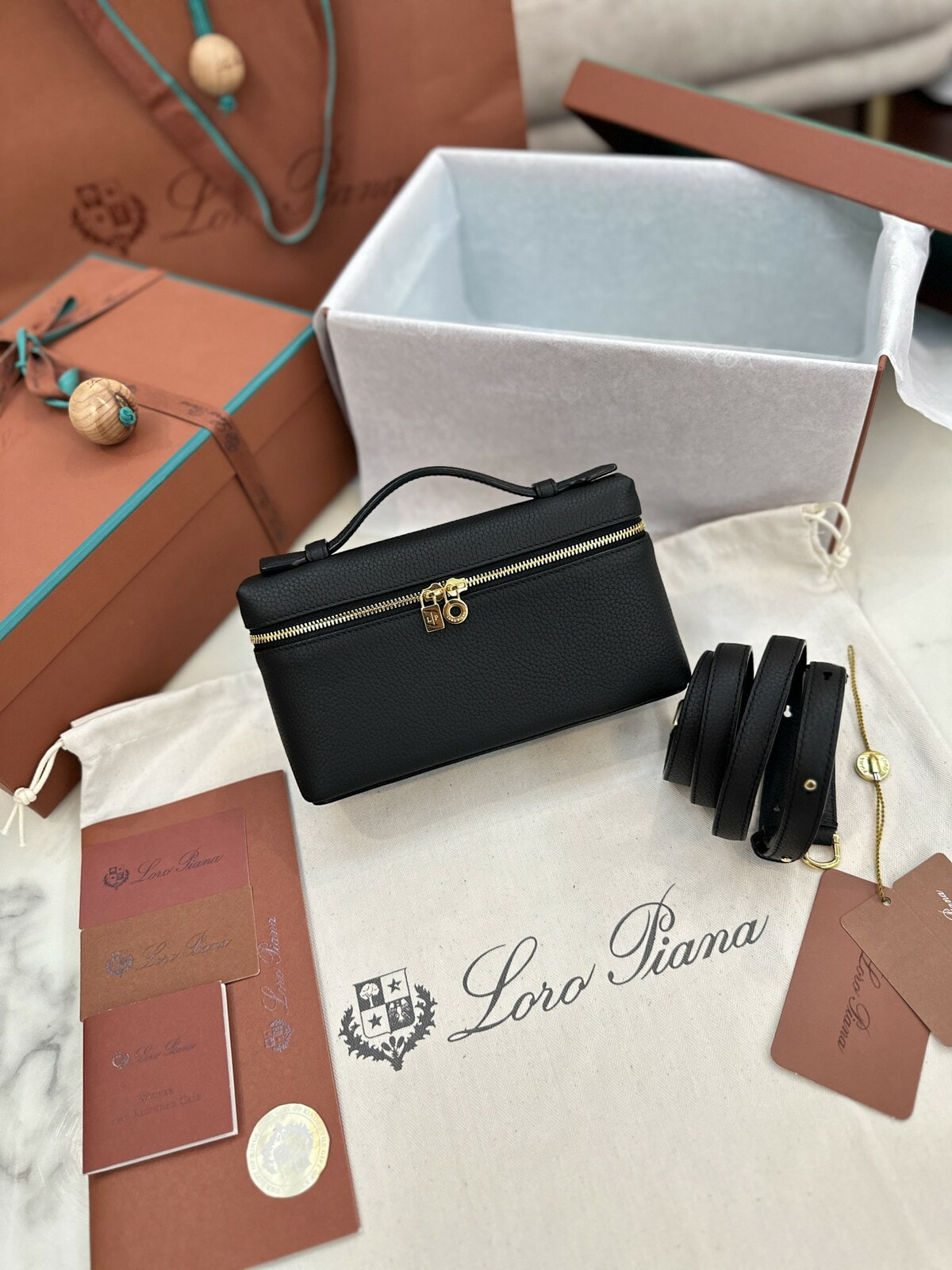 ����� ������� Lor� Pian� Togo (����, ��� 11)
