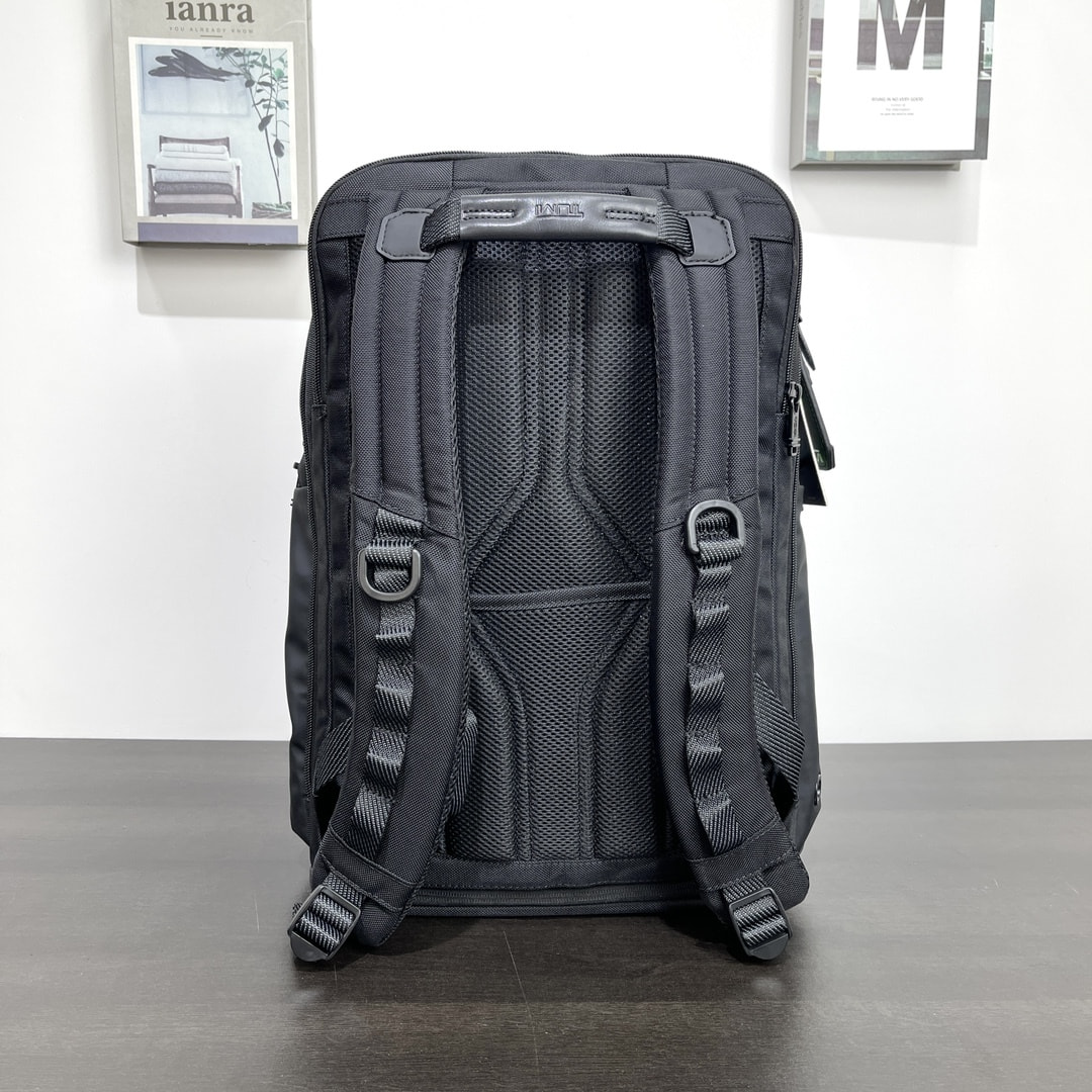 ������ TUMI Alpha Bravo (����, ��� 2)