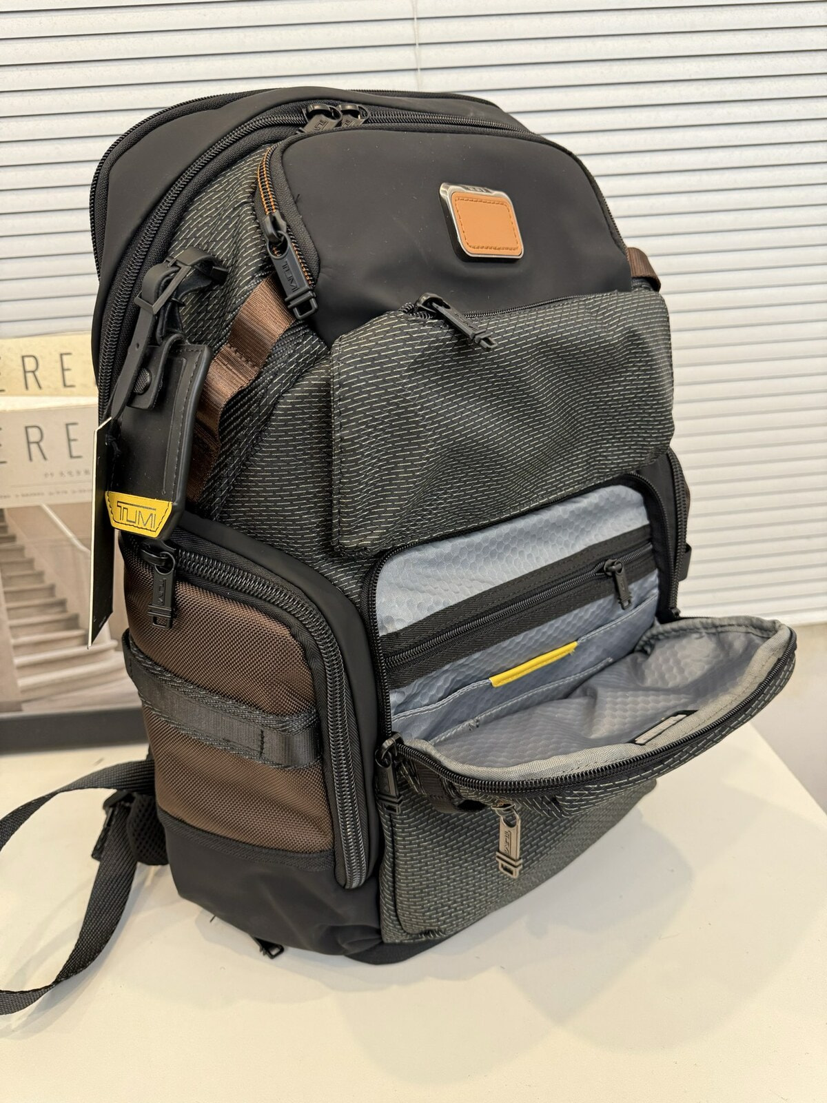 Ðþêçàê TUMI Alpha Bravo (âèä 7) Ðþêçàê TUMI Alpha Bravo (ôîòî, âèä 7)