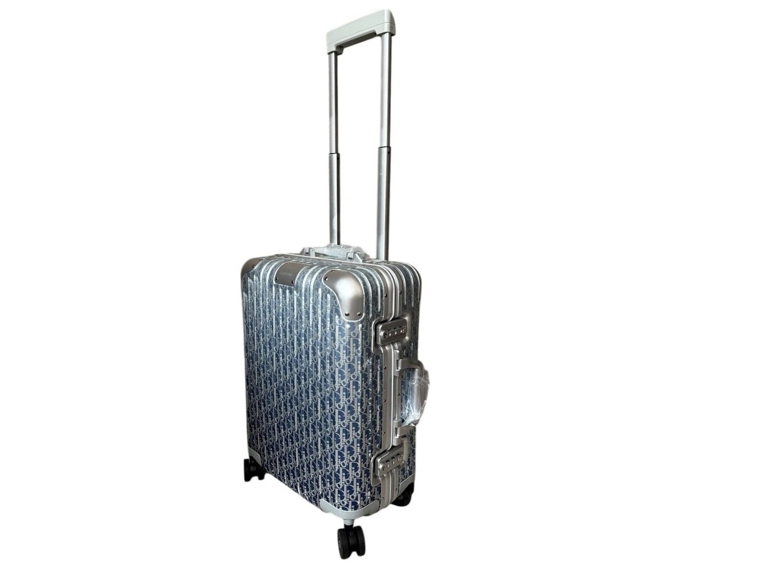 ������� RIMOWA & DIOR (����, ��� 4)
