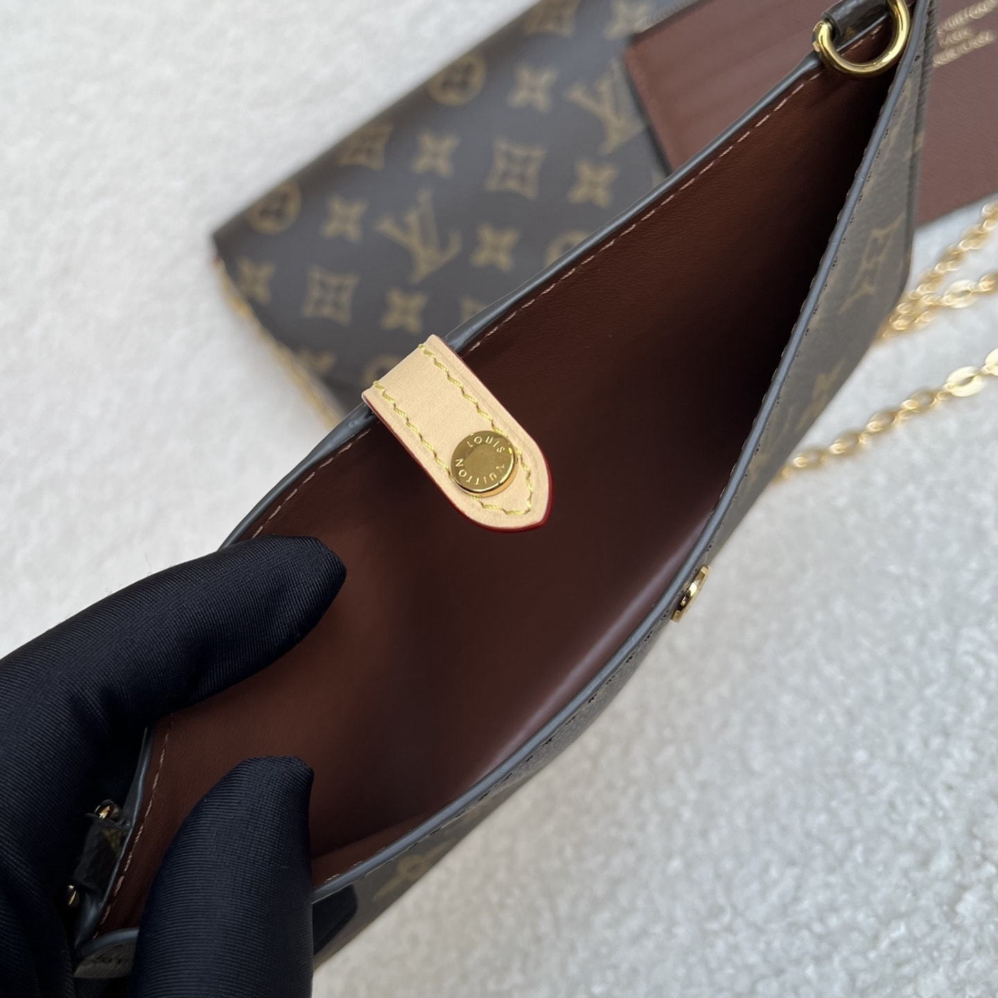 Сумка LОUIS VUIТТОN Wallet on chain Trotter (вид 10) Сумка LОUIS VUIТТОN Wallet on chain Trotter (фото, вид 10)
