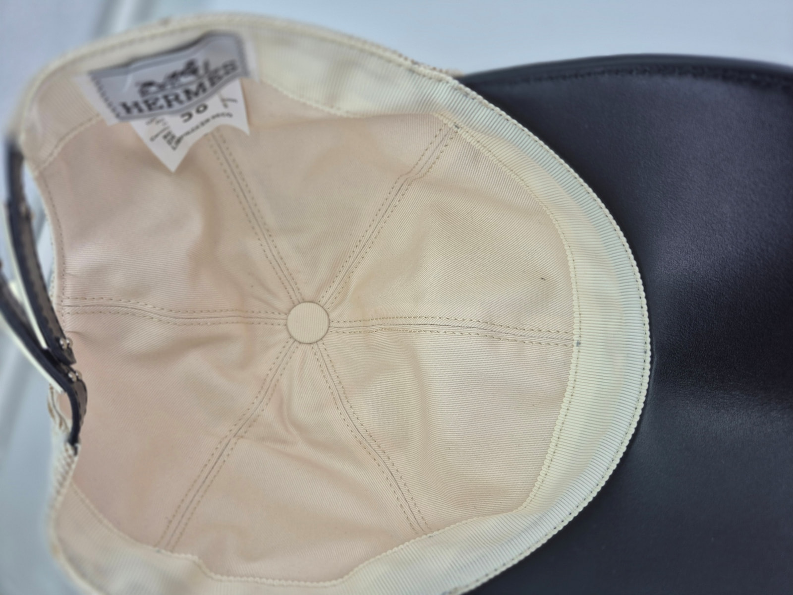 ����� Hermes (����, ��� 6)