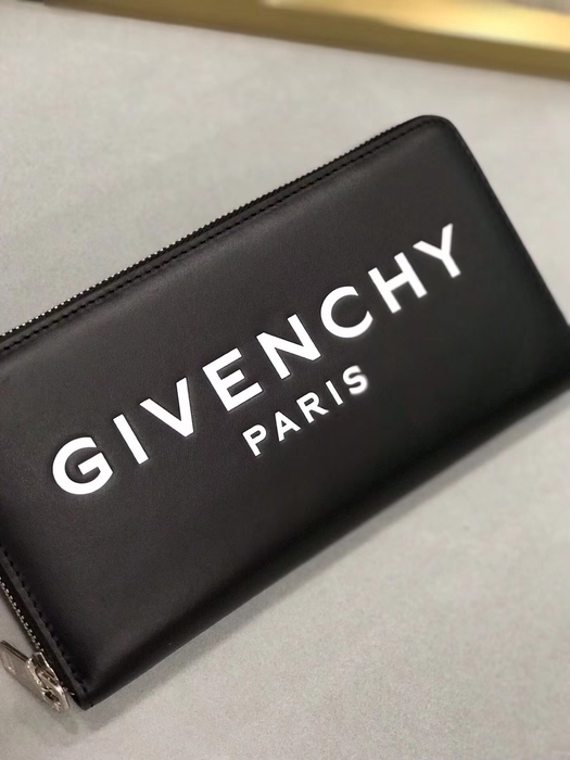  - GIVENCHY LUX (,  4)