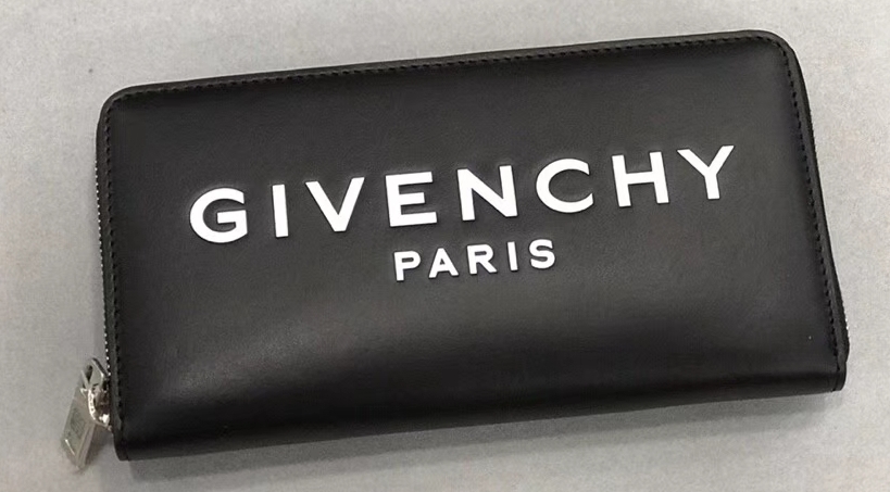  - GIVENCHY LUX ()