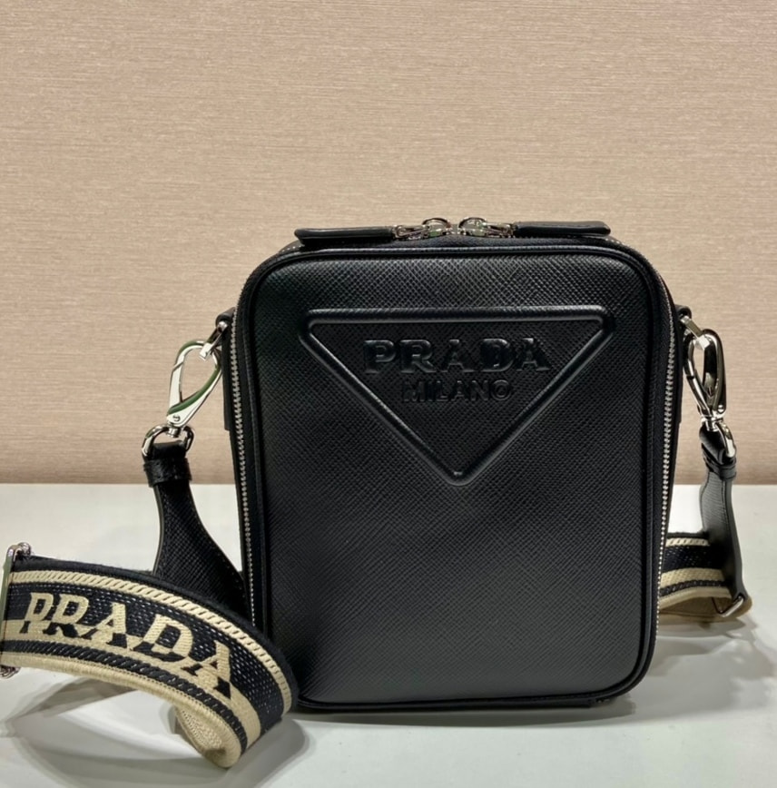   RD Saffiano leather bag ()