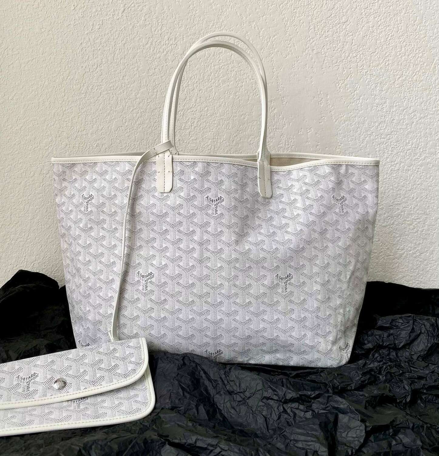  Goyrd Tote ()