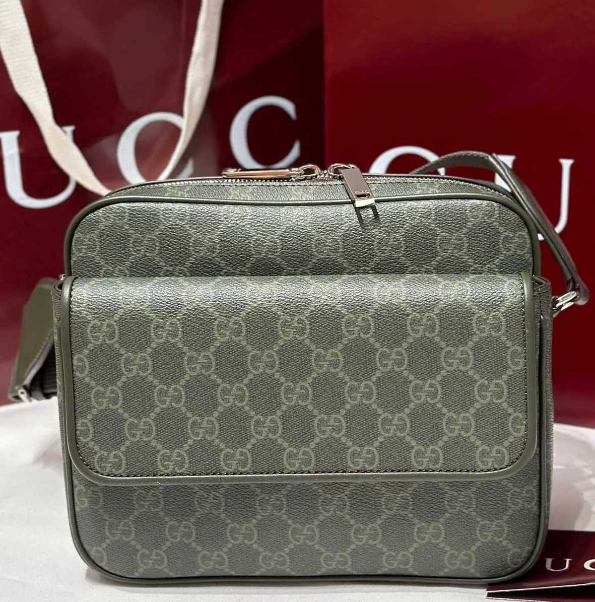   GUI OPHIDIA SMALL CROSSBODY BAG 2025 ()
