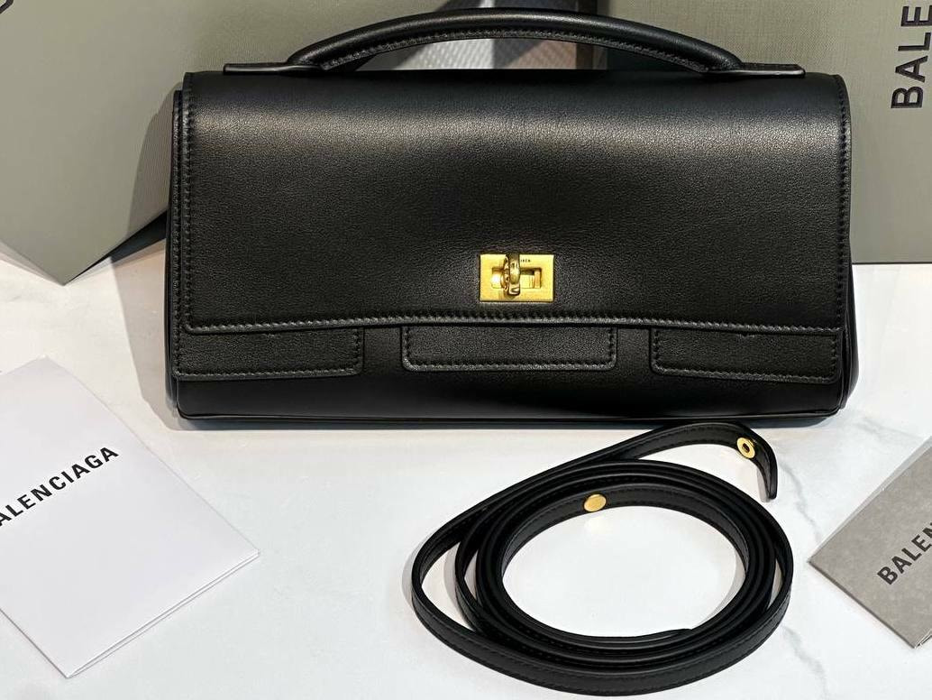 ������� ����� ��L�N�I�G� BEL AIR clutch (����)