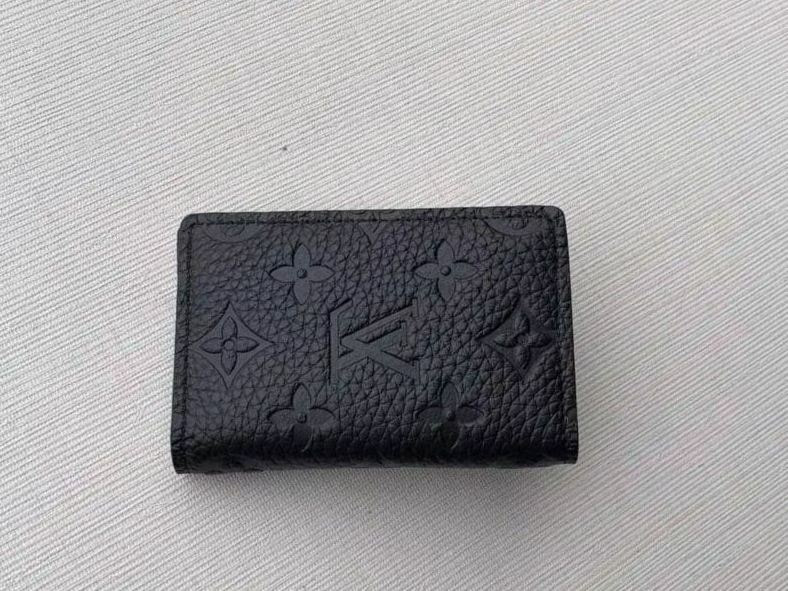 ��������� ���������� L�UIS VUI���N Taurillon (����)