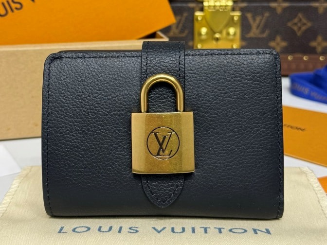 ������� �� ����������� ���� ������ L�UIS VUI���N Portfoille Locky (����)