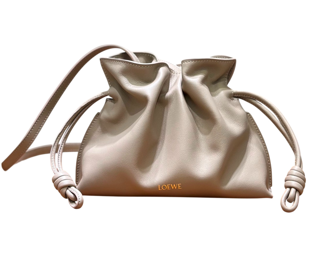 Сумка женская из натуральной кожи Loewe Flamenco Сумка женская из натуральной кожи Loewe Flamenco (фото)