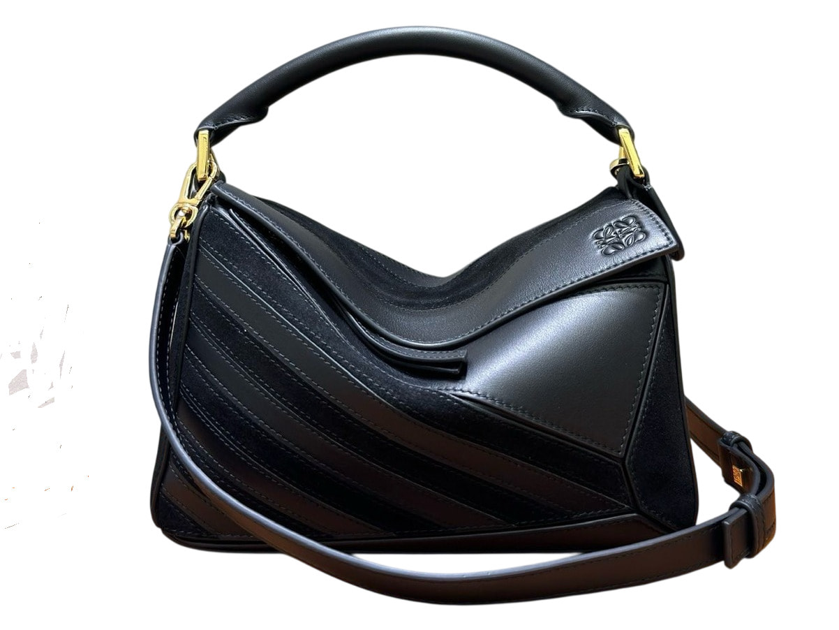 Сумка женская из натуральной кожи Loewe Puzzle Featherlight Сумка женская из натуральной кожи Loewe Puzzle Featherlight (фото)