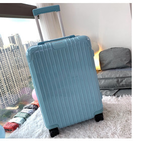 ������� RIMOWA Essential Cabin