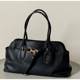 ������� ����� MIU MIU Aventure