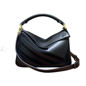����� ������� �� ����������� ���� Loewe Puzzle Featherlight